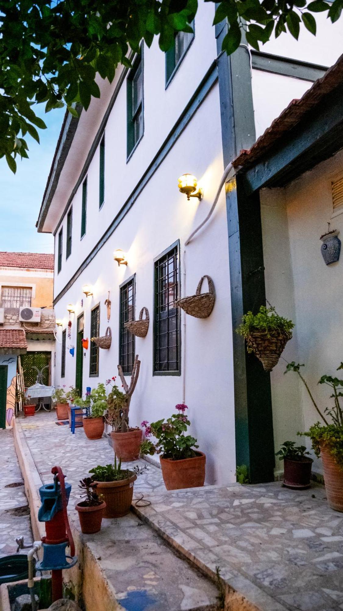 Garden Palace Boutique Hotel Kuşadası Exterior photo