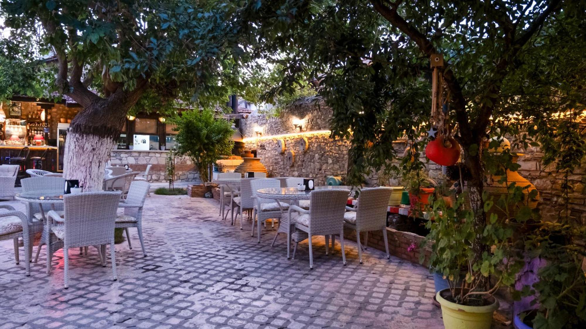 Garden Palace Boutique Hotel Kuşadası Exterior photo